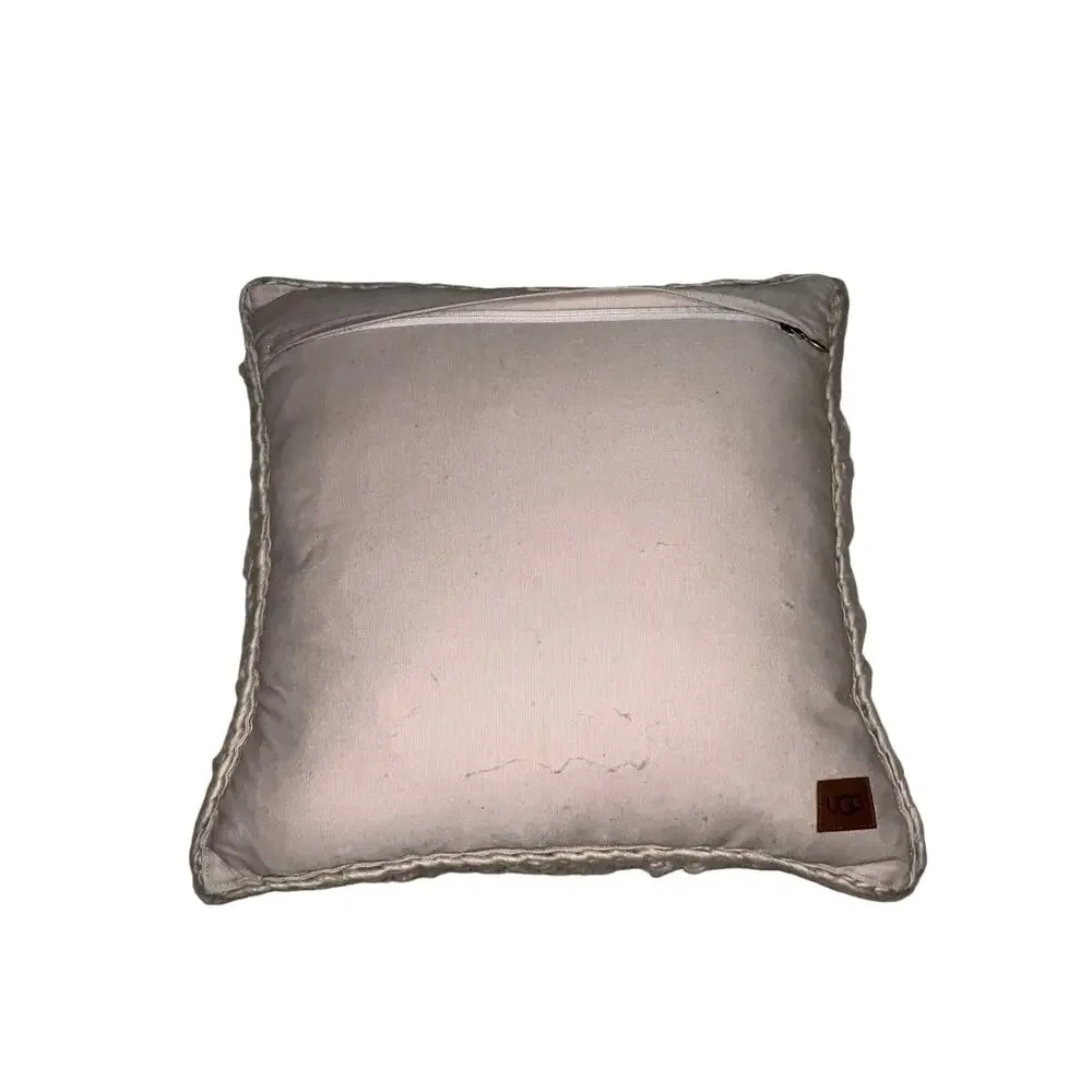 UGG Oversized Oyster Taupe Chunky Knit Decorative Pillow Size 21.5 x 21.5